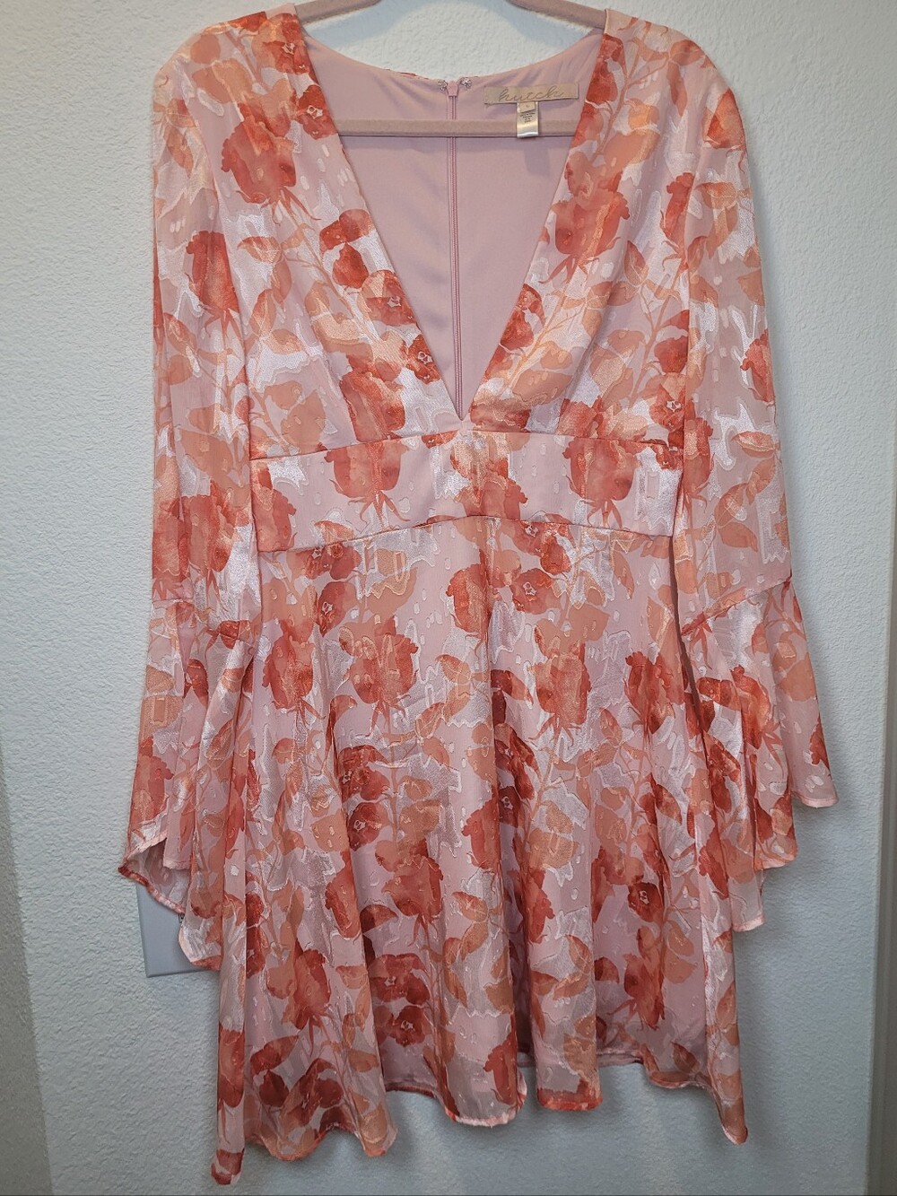 Hutch Anthropologie Peach Floral Jacquard Mini Dress Deep V Bell Sleeve Sz 6